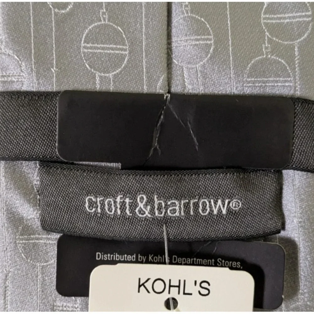NWT Croft & Barrow Silver Silk/Metallic Tie Ornaments Christmas Formal 57 x 3.75